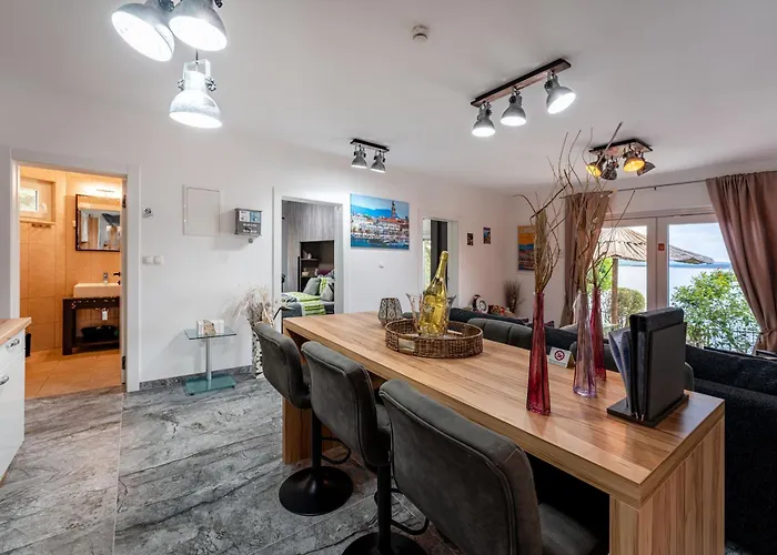 Design-finca - Sea View - First Line To The Sea Maslenica
